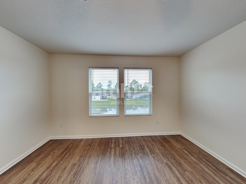 Building Photo - 171 E Jayce Way