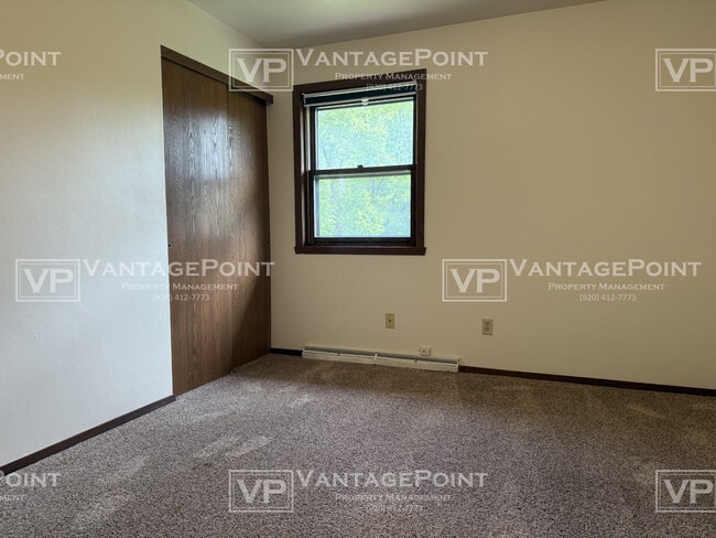 Building Photo - 1630 N Whitney Dr