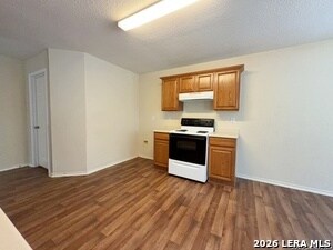 Building Photo - 10247 Huisache Field