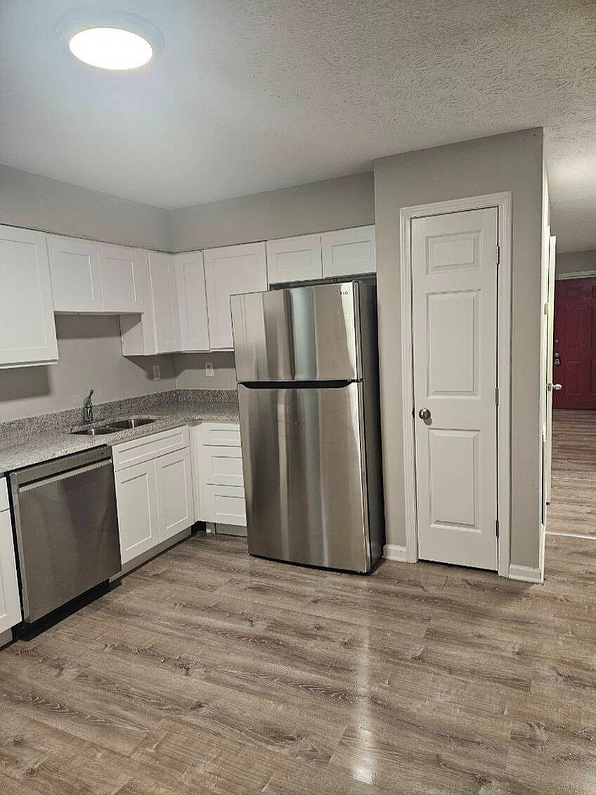 Building Photo - Carlton Ford Apartments