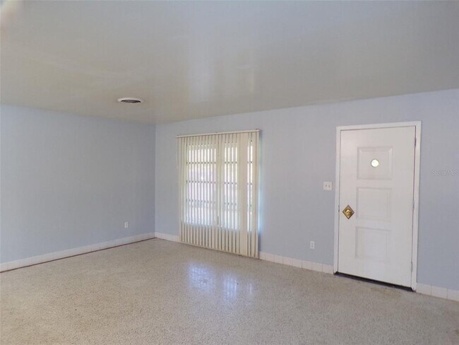 Building Photo - 2982 SE 110th St