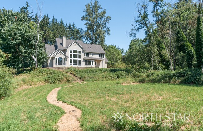 Building Photo - Executive Custom Home with River View on Acreage in West Linn