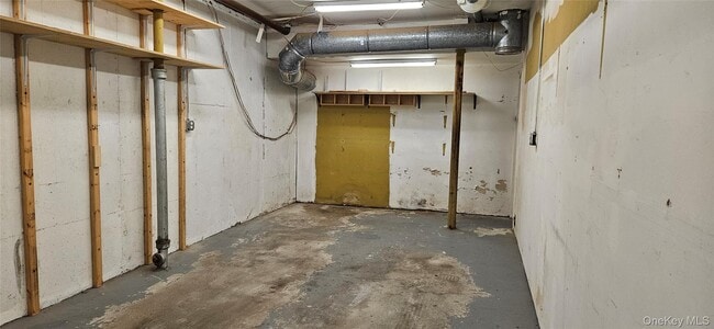 Building Photo - 276 Parkside Dr