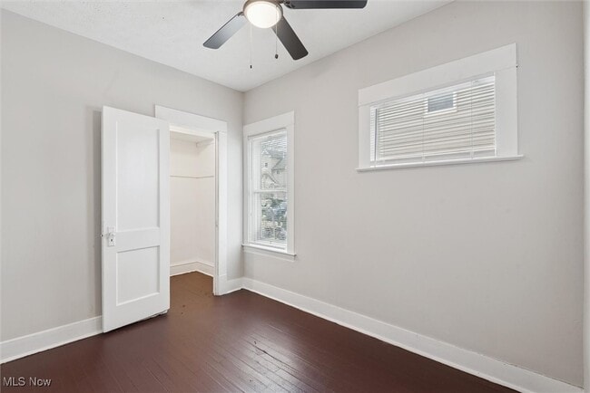 Building Photo - 2302 Saratoga Ave