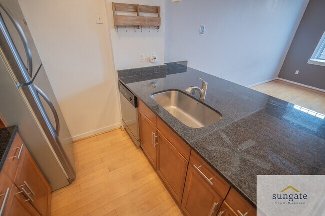 Building Photo - 2639 Boston St