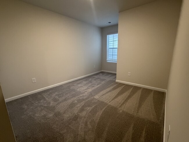 Building Photo - 244 Bones Rd