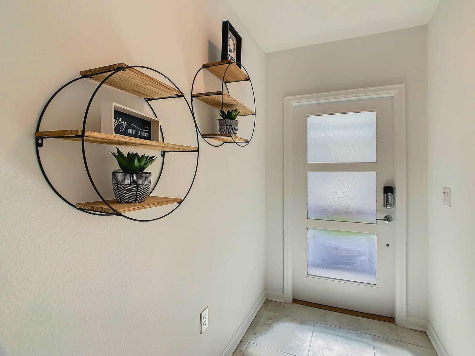 Building Photo - 1101 Challenge Dr