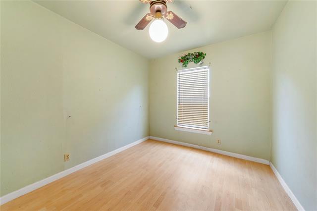 Building Photo - 2221 Varsity Dr