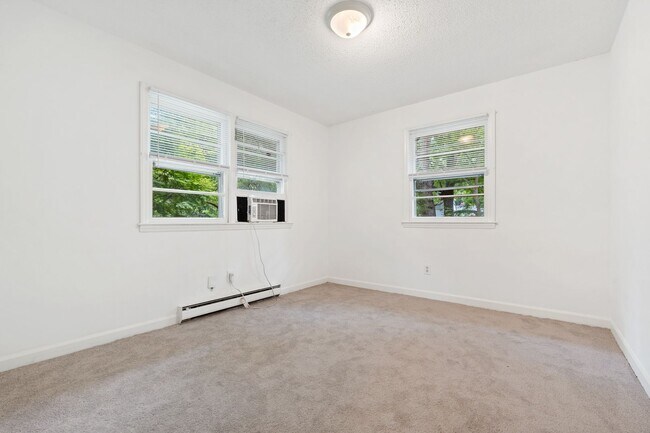 Building Photo - 107 W. Stinson