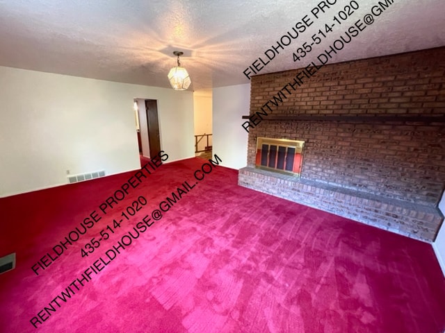 Building Photo - 1760 Foothill Dr