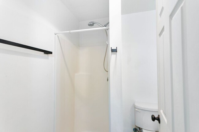 Building Photo - 5225 S Tacoma Way