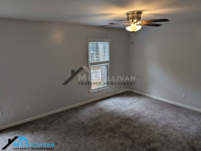 Building Photo - 5211 Deer Haven Dr