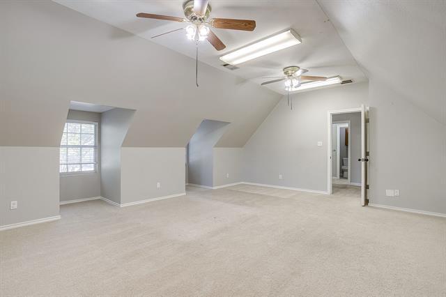 Building Photo - 1633 Trinity View St