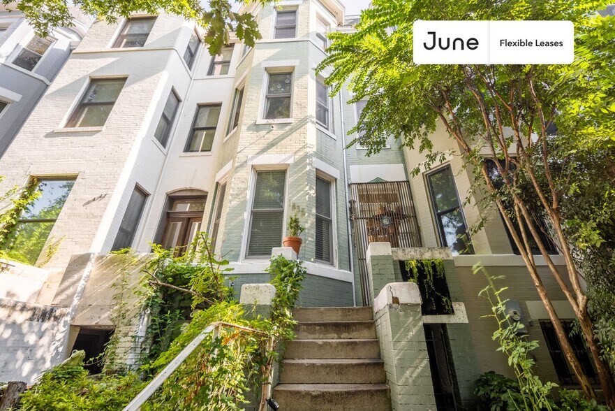 Building Photo - 1835 Mintwood Pl NW