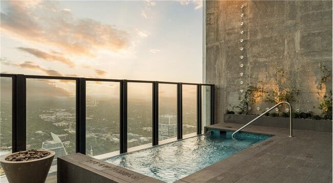 Building Photo - 601 Guadalupe St