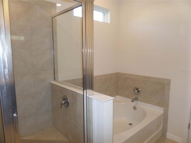 Building Photo - 5475 Sunshine Dr