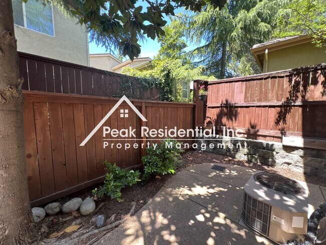 Building Photo - Wonderful 4bd/3ba Rocklin Home-Must See!