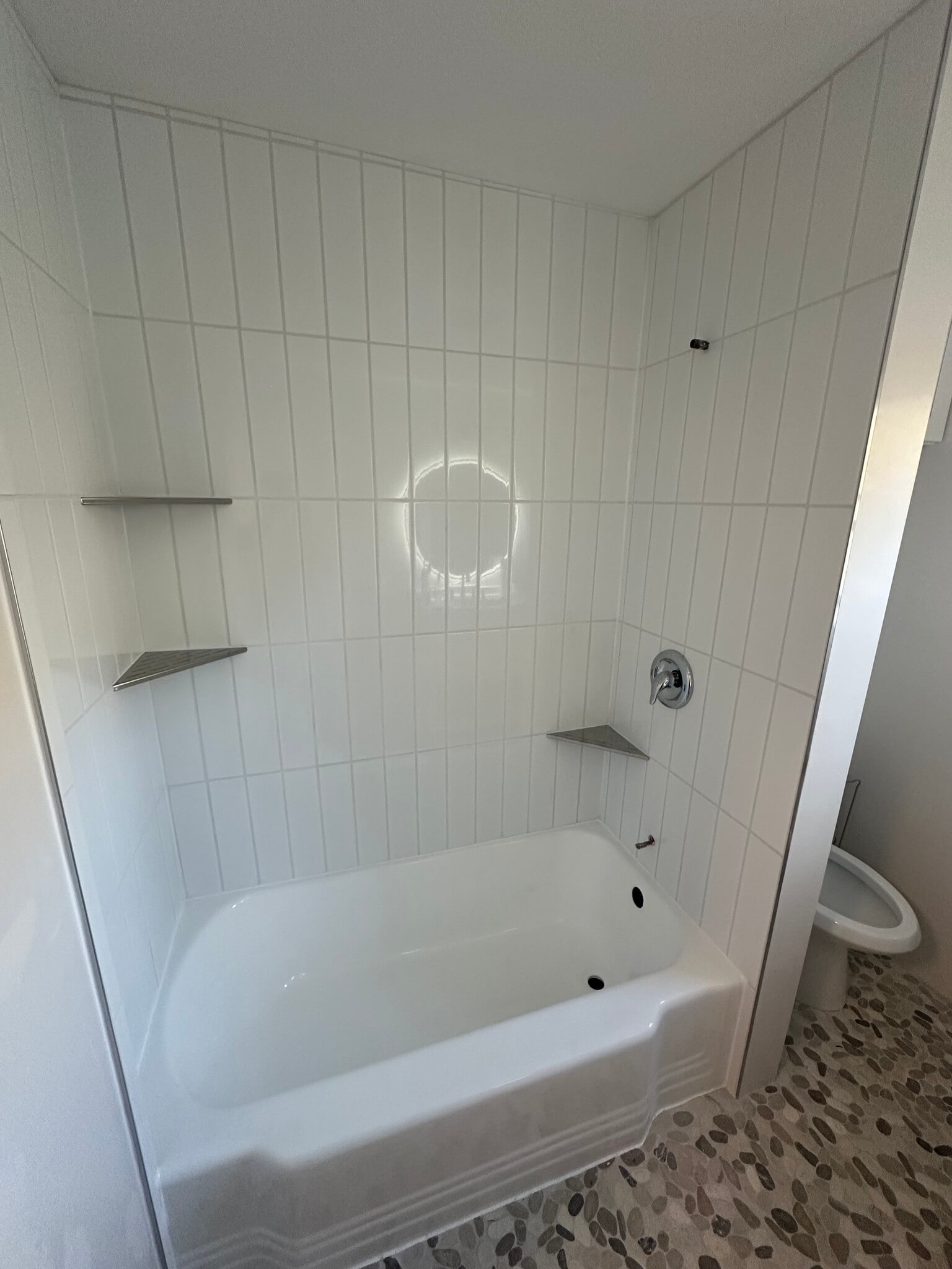Hallway bathroom - 1033 Pearl St