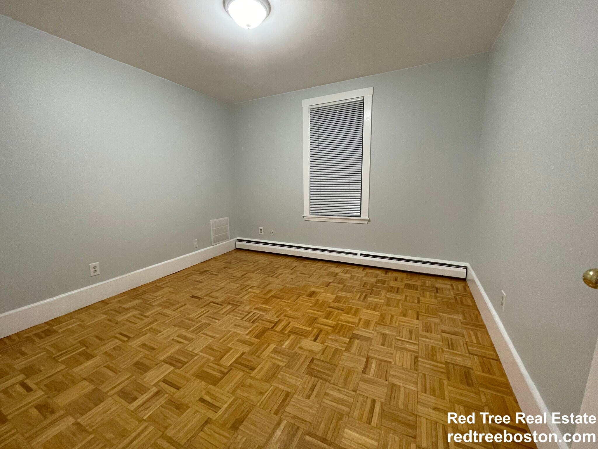 Building Photo - 6 Otis St