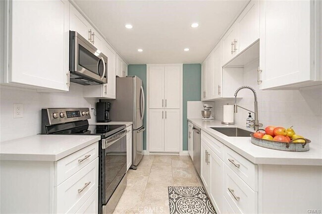 Building Photo - 33852 Del Obispo St