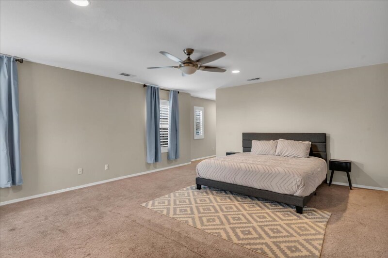 Building Photo - 16687 Hastings Pl