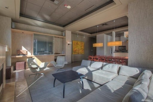 Building Photo - Spacious 1 Bedroom Condo in Belltown Available Now!