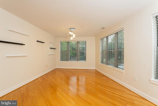 Building Photo - 1800 Wilson Blvd