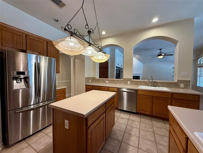 Building Photo - 1424 Redden Cove