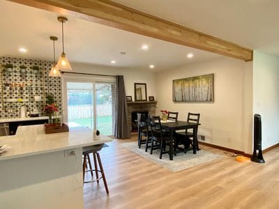 Building Photo - 209 Princeton Rd