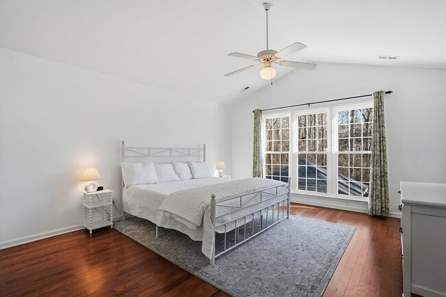 Building Photo - Stunning Furnished Home for Rent in Lochmere NC | Short-Term Lease Options Available