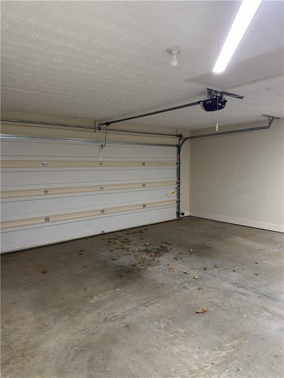 Building Photo - 3348 Timbersedge Dr