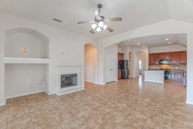 Building Photo - 5214 Sunlight Hill Ct
