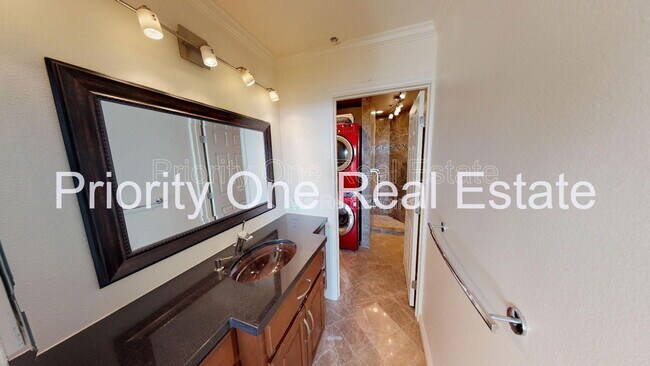 Building Photo - 3939 Illinois St