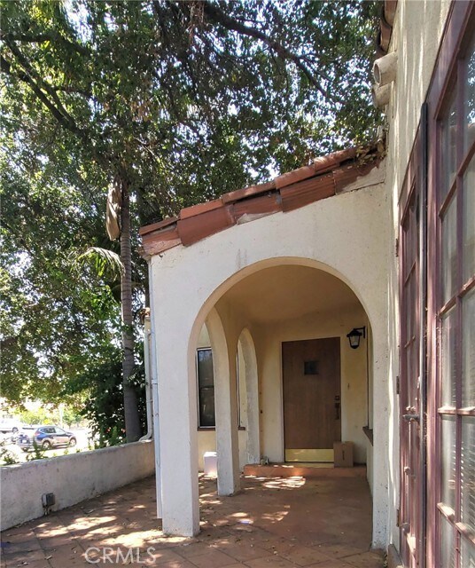 Building Photo - 247 Monroe Ave