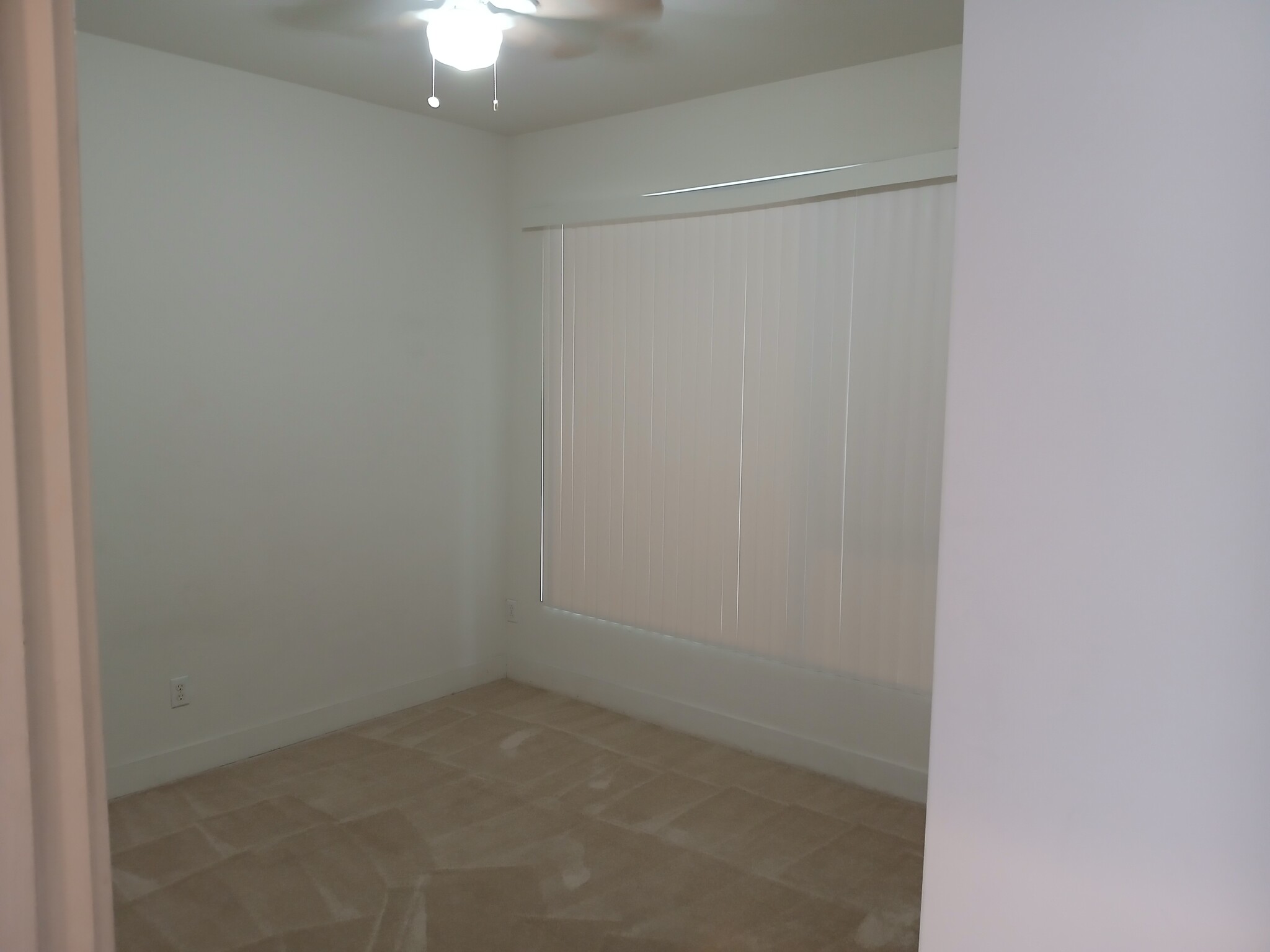 Building Photo - 139 W Live Oak Ave