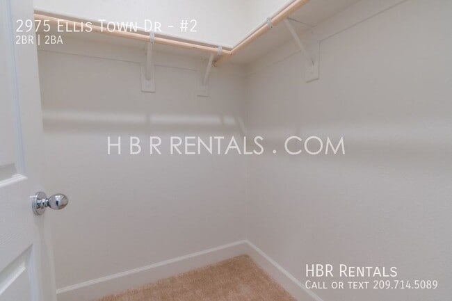 Building Photo - Ellis Community - Casita/Studio Full Kitch...