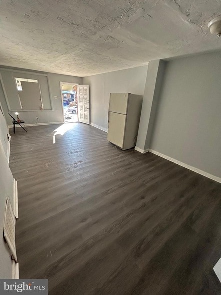 Building Photo - 2113 Church Ln