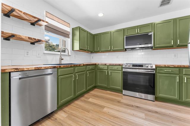 Building Photo - 1725 Trego Dr