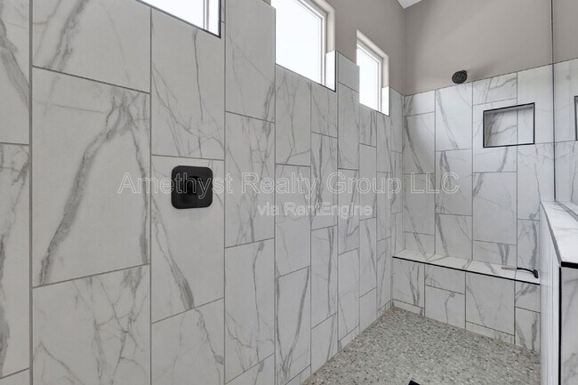 Building Photo - 5116 N 185th Ave