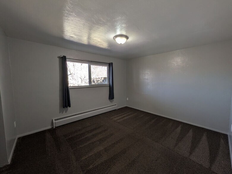 Building Photo - 7095 W 13th Ave