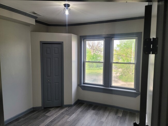 Building Photo - Soldoris