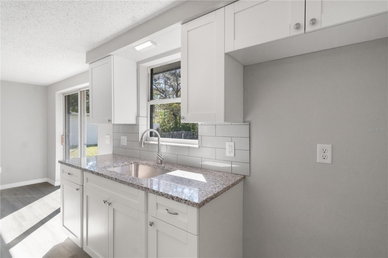 Building Photo - 7926 Gulf Way