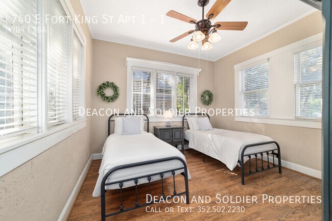 Building Photo - 740 E Fort King St