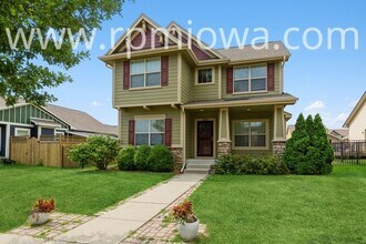 Building Photo - LARGE PRAIRIE TRAIL HOME!! 4 Bedroom, 3.5 Bath Home in Ankeny