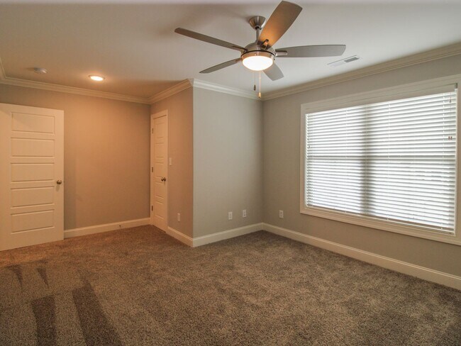 Building Photo - 22921 Cherry Hills Ln
