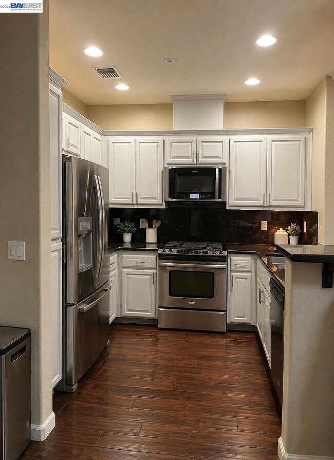 Building Photo - 3420 Finnian Way