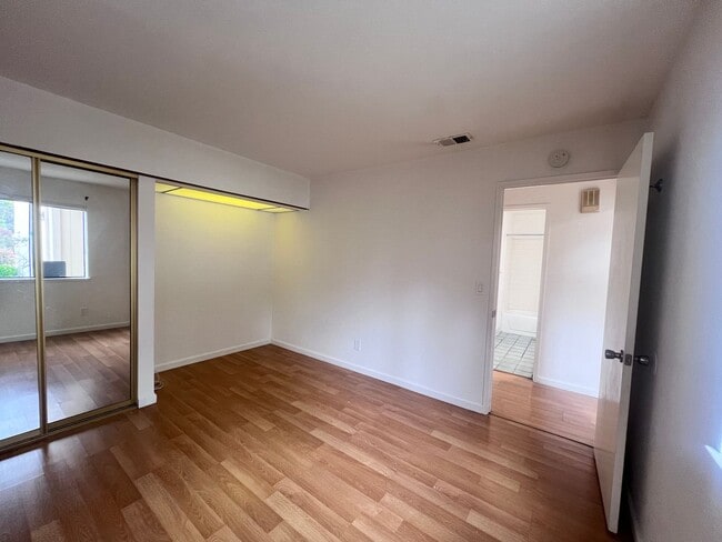 Building Photo - Two Story 3 Bed/Bath Single Family Home In Milpitas, Ca. For Rent!!! $500 OFF FIRST MONTHS RENT!