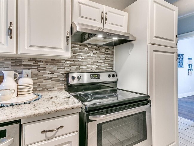 Building Photo - 1628 NW 17th St