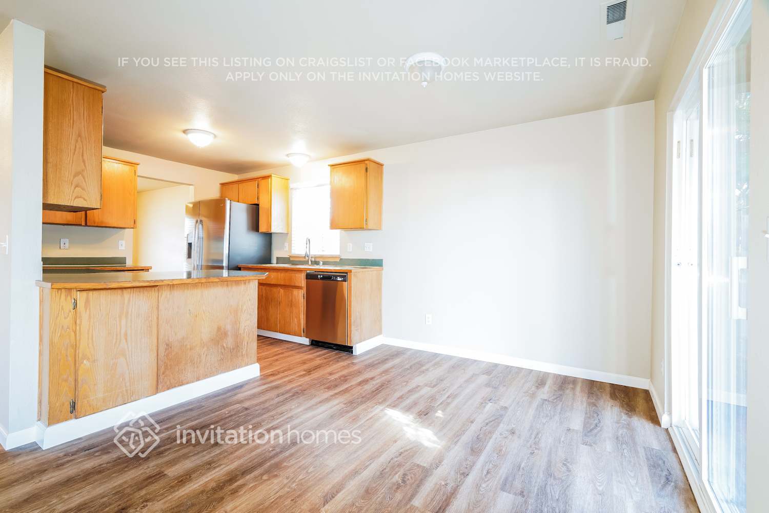 Building Photo - 20205 11th Ave Ct E