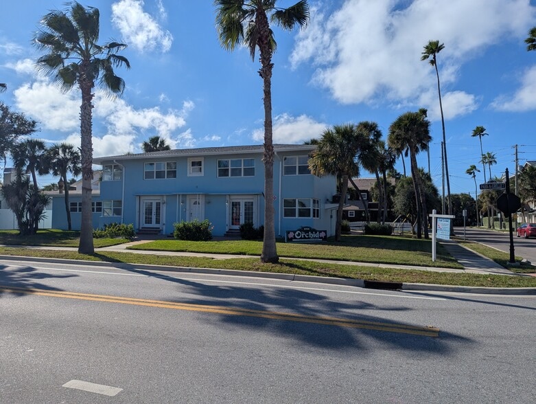 Building Photo - 2706 Pass a Grille Way